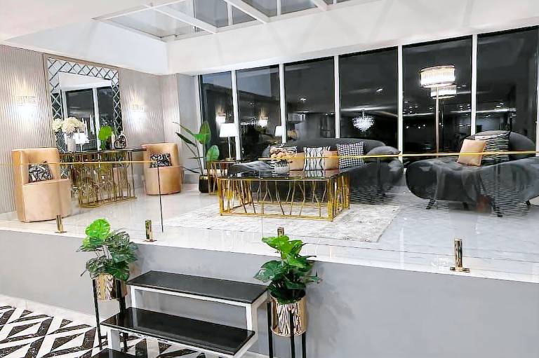 Faletti s Grand MM Alam Road