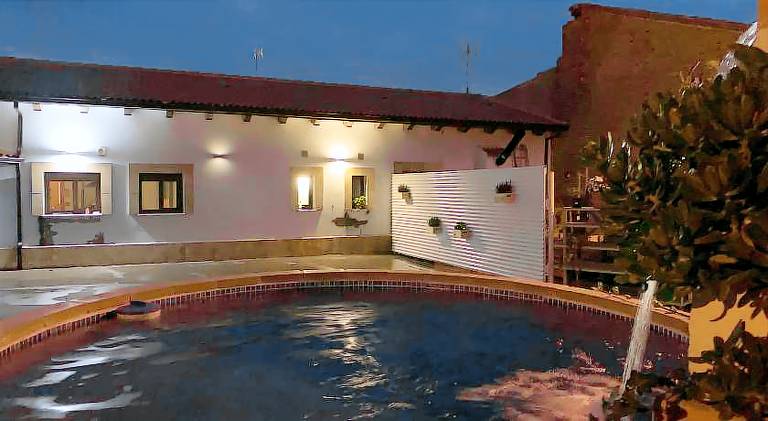 Vacation home with patio, private pool & yard — photo 4