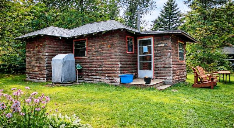 House with 3 rooms for 6 persons in Kawartha Lakes, ON
