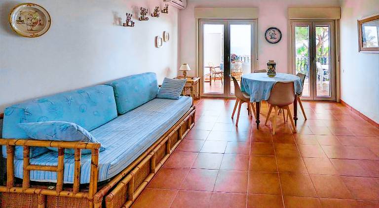 Holiday apartment with 3 rooms for 7 persons — photo 2