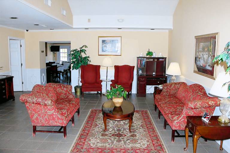 JAMESON INN OAKWOOD — photo 2
