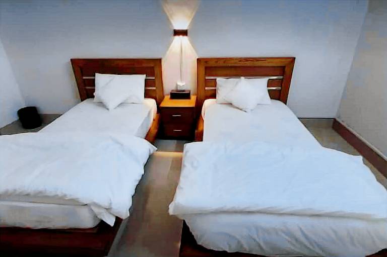 Sharja Hotel And Restaurant