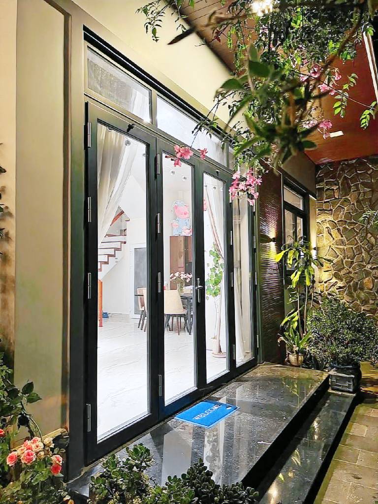 Charming villa with jacuzzi, BBQ & garden | Perfect for remote work | Pets are welcome — photo 3