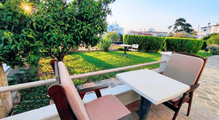 Holiday apartment with 1 room for 4 persons in Samos