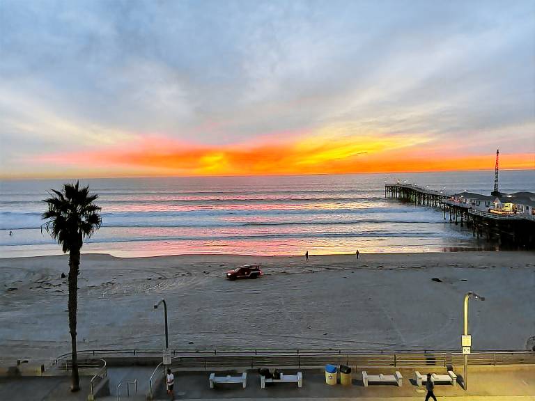 Condo  Pacific Beach