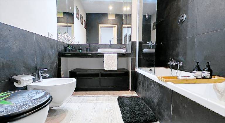 Apartment with garden & jacuzzi — photo 2