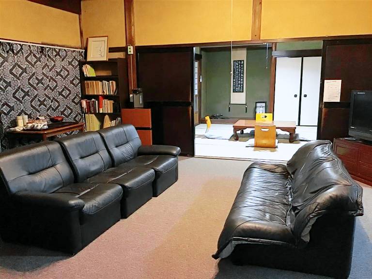 House with 2 rooms for 6 persons — photo 4