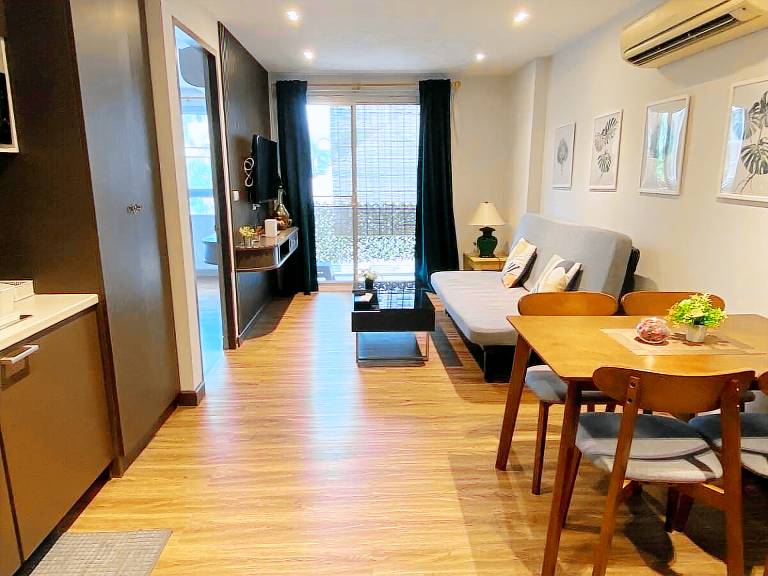 Apartment Khlong Tan Nuea