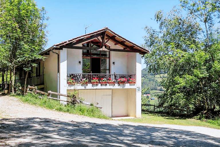 Casa Auritz / Burguete