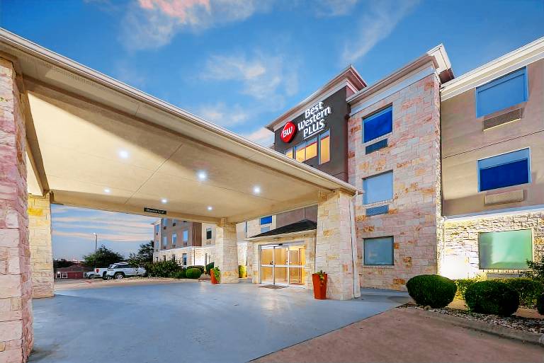 Best Western Plus Killeen/Fort Hood Hotel & Suites — photo 4