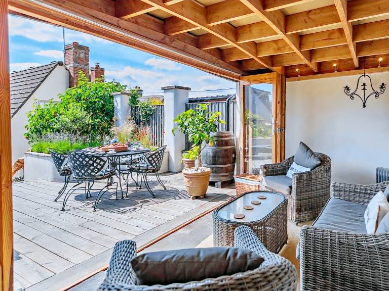 2 Bed in Blandford Forum oc 95140