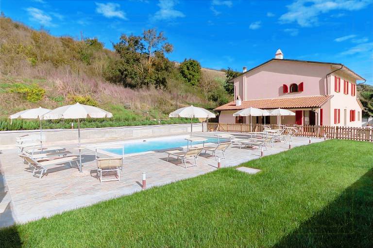 Vacation home with garden, terrace & private pool — photo 3