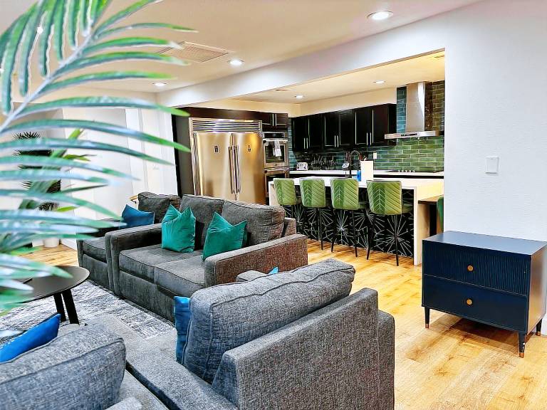 Hus  North Las Vegas