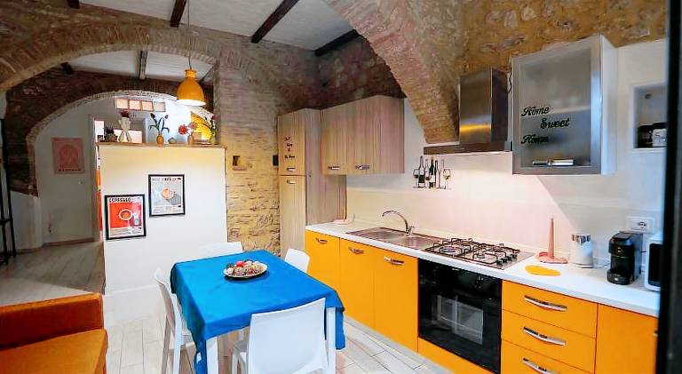 Apartment with 1 room for 4 persons — photo 4