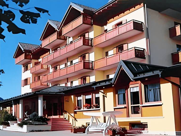 Family Hotel Serena in Andalo