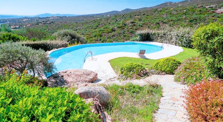 Holiday apartment with patio & pool | Next to the beach | Pets are welcome — photo 5