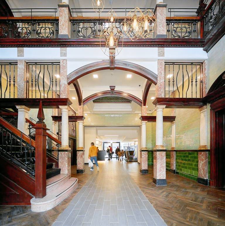 Serviced apartment | Next to Manchester Town Hall | Perfect for remote work | Pets are welcome in Manchester