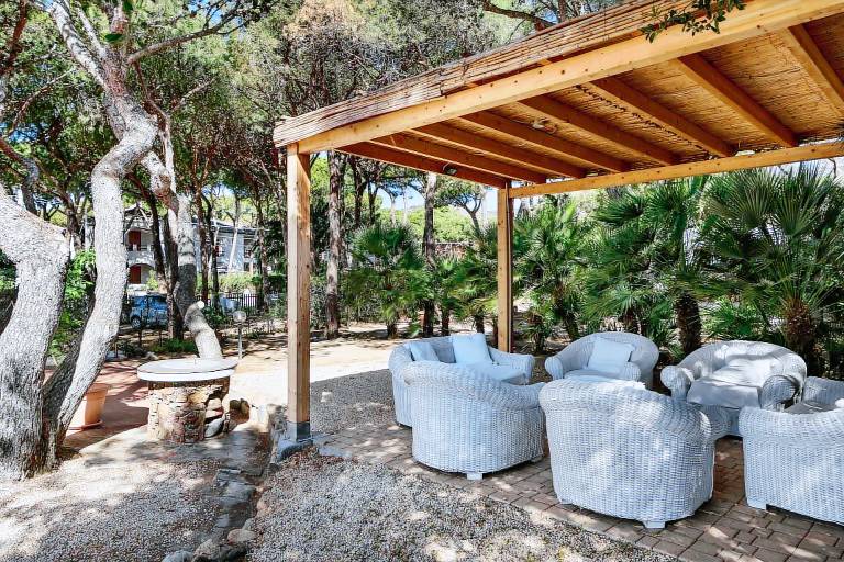 Villa Fernando: Private Garden with Direct Beach Access — photo 5
