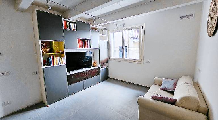 Holiday apartment with 2 rooms for 6 persons — photo 2
