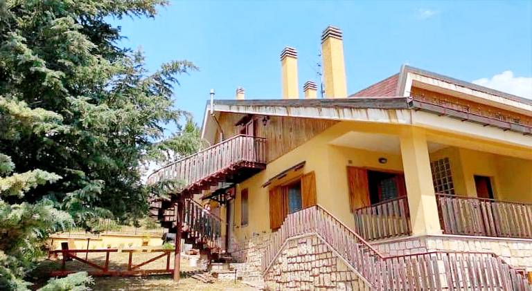 Apartment with 2 rooms for 7 persons in L'Aquila