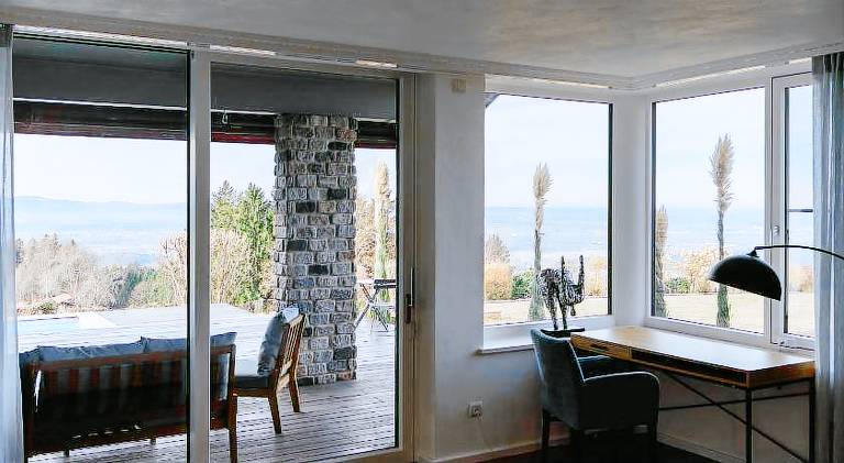 Charming vacation home with pool | Pet-friendly — photo 5