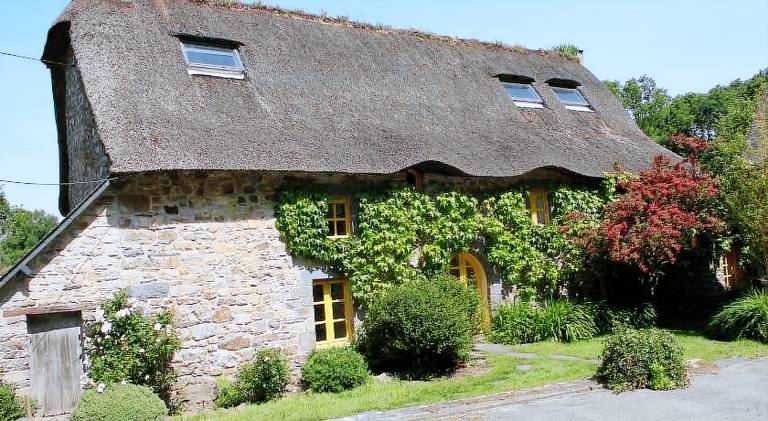 Rental apartment with garden & patio in Pontivy