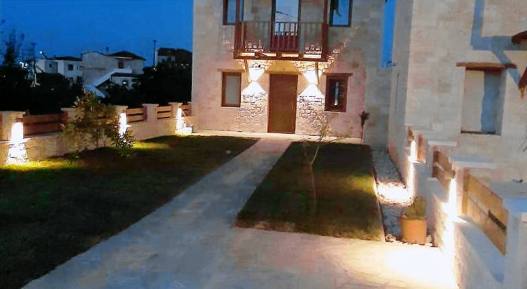 Villa with private pool, terrace & hot tub | Suitable for remote work in Kas
