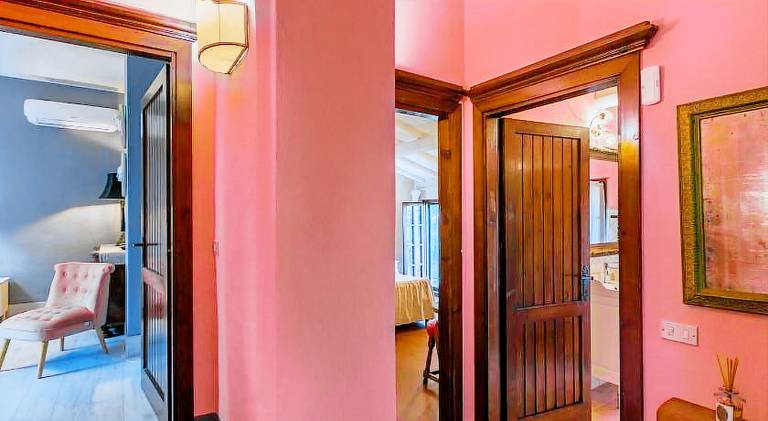 Fully equipped lovely vacation home with barbeque, yard & private pool | Pet-friendly — photo 5