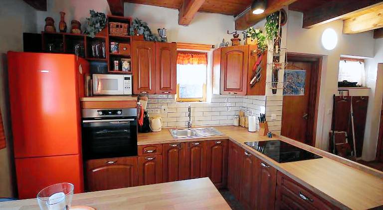 Lodge with yard, private pool & barbeque in Cesky Krumlov