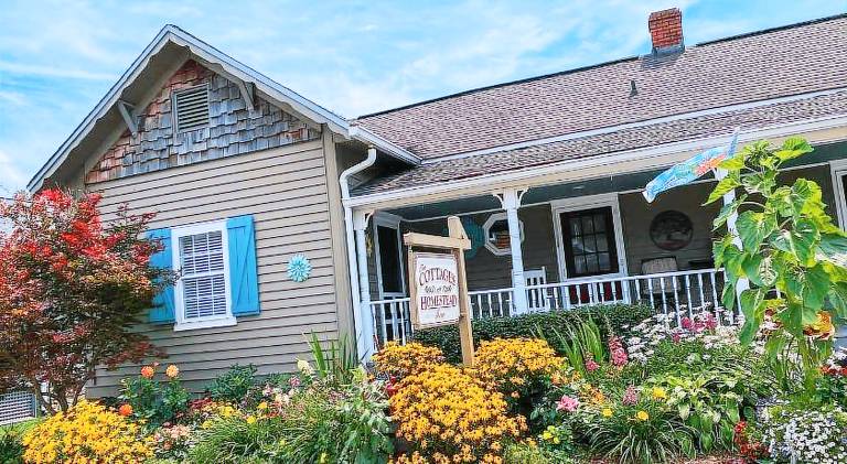 Homestead Inn - Blowing Rock — photo 5