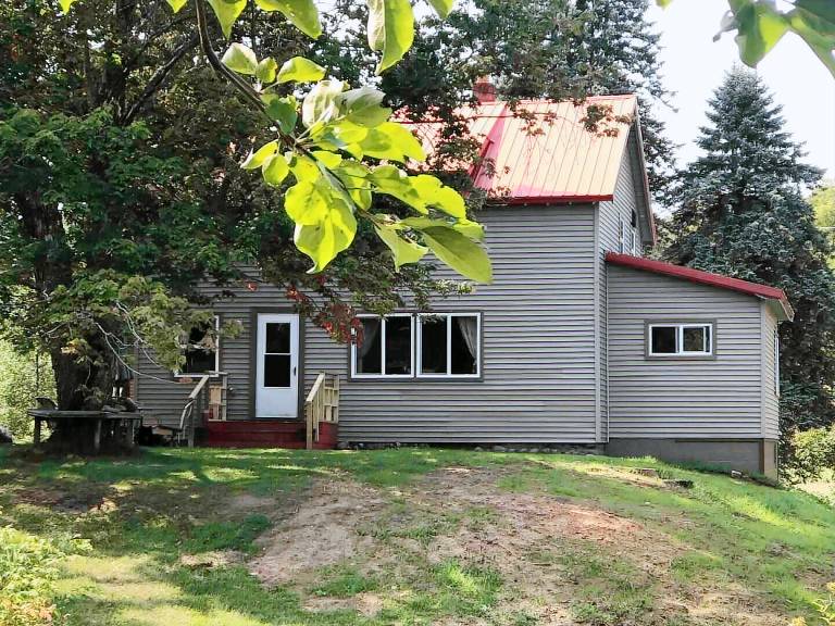 Farmhouse  Munising