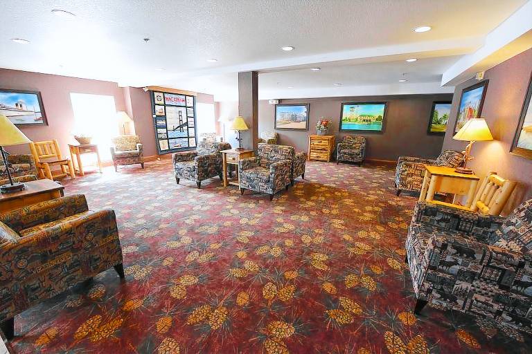 Bridge Vista Beach Hotel and Convention Center — photo 4