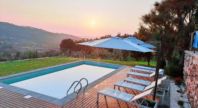 Villa with private pool, patio & barbecue | Perfect for remote work | Dogs allowed — photo 3
