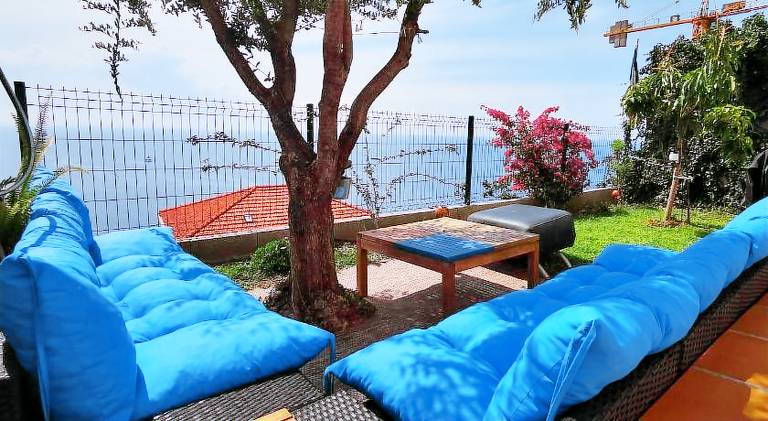 Holiday apartment with pool — photo 5