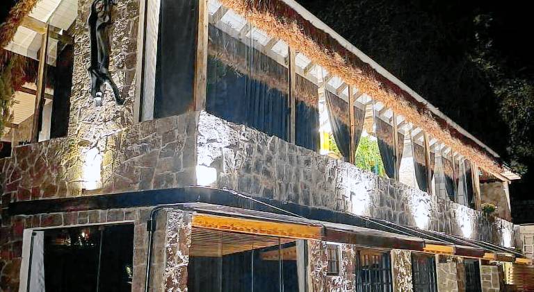 Casa Luxo p 12 pessoas ou Suite Premium 4 pessoas com jacuzzi — photo 5