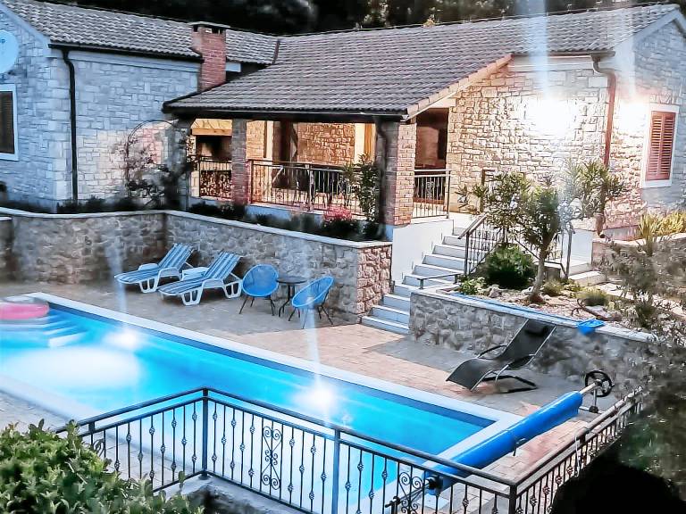 Ferienhaus in Posedarje, Vinjerac für max. 6 Personen, Ferienhaus in Posedarje, Vinjerac für max. 6 Personen,