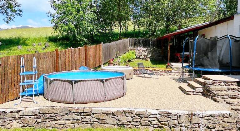 Vacation home with pool & jacuzzi | Pets are welcome in Olomouc