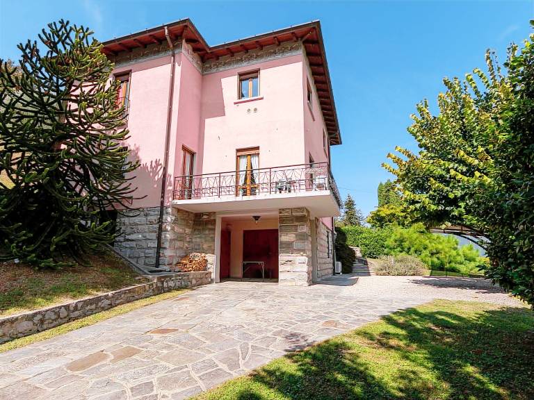 Casa  Bellagio