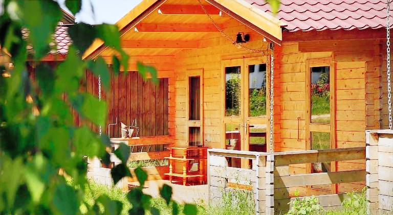 Lodge with terrace & yard in Mikolajki
