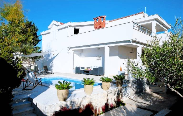 Ferienhaus in Okrug Gornji f&uuml;r max. 6 Personen