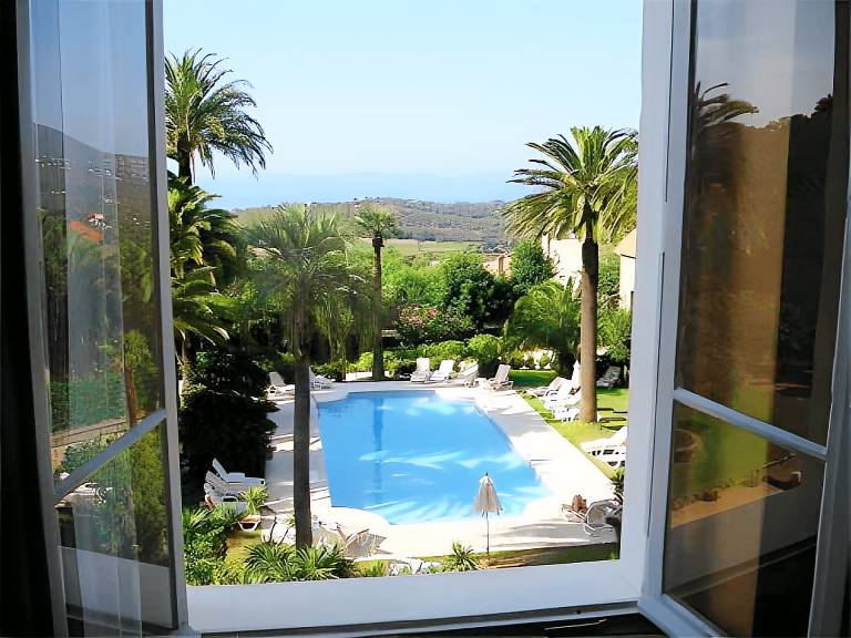 HOTEL L'ORANGERAIE — photo 4