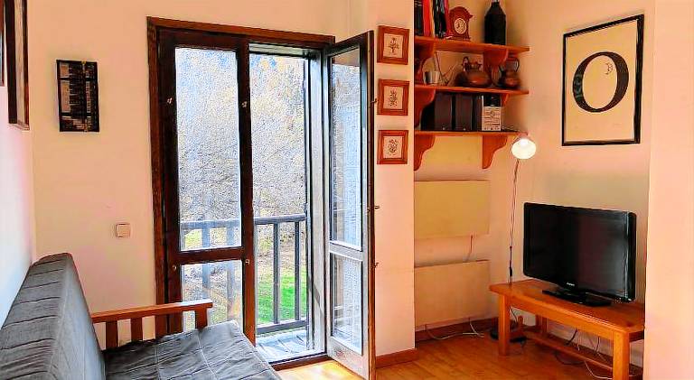 Lovely holiday apartment with pool | Pet-friendly — photo 2