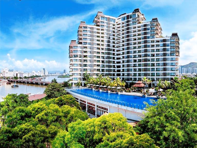 Sanya Eide Yacht Resort in Sanya