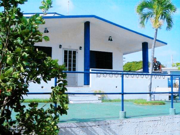 Casa Guánica