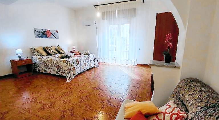 Apartment with 1 room for 3 persons — photo 2