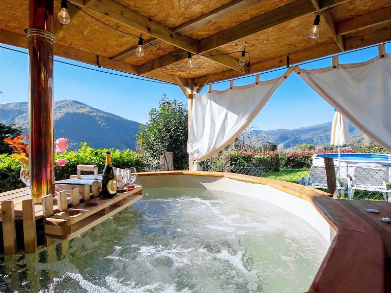 House with BBQ, hot tub & sauna — photo 5