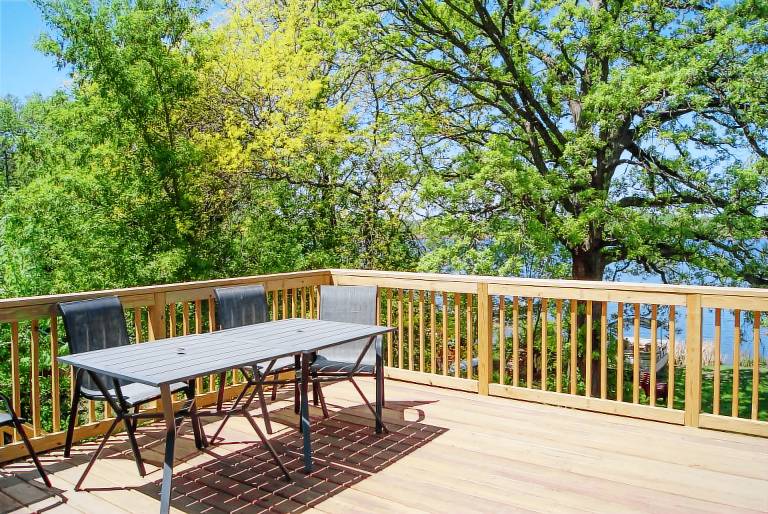 Waterfront Eagle Lake Home w/ Yard & Deck — photo 2