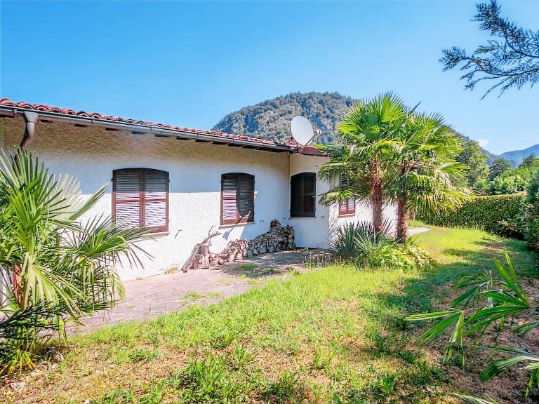 Ferienhaus Brusimpiano