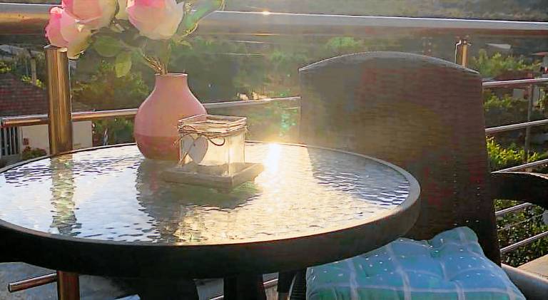 Apartment with patio, barbeque & garden | Pet-friendly — photo 5
