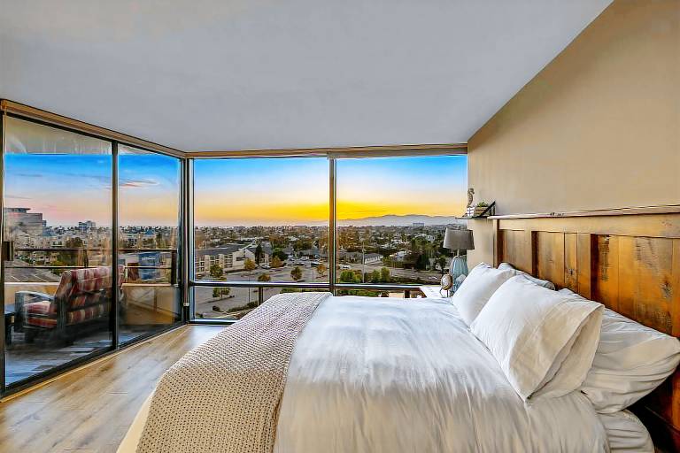 Condo  Playa Vista